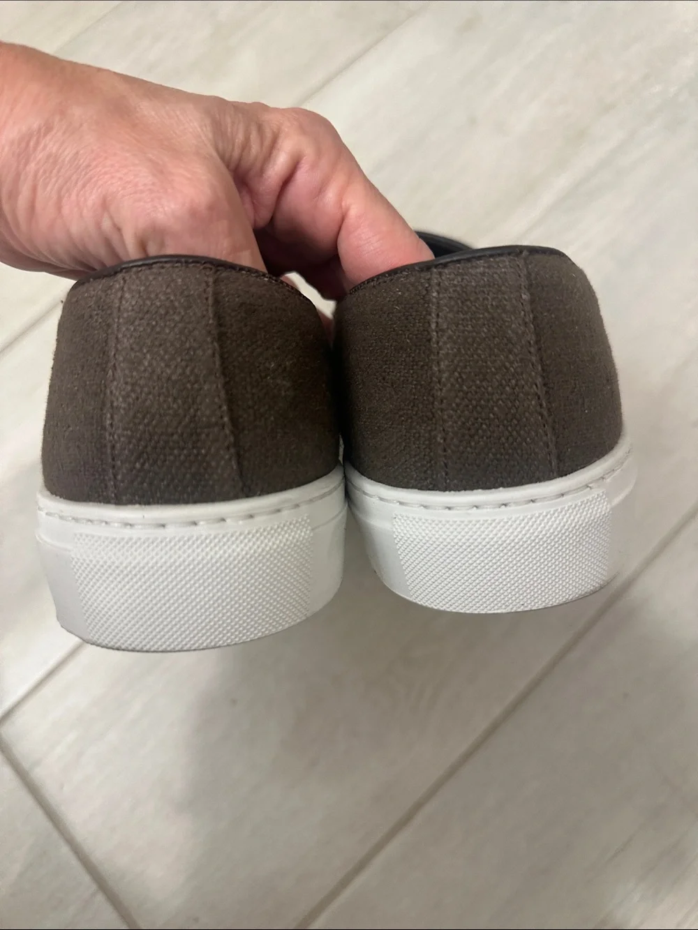 Musika Men’s Brown Slip-On Sneakers Size 44 Textured Fabric Luxury Casual Shoes